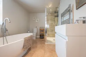 Quiet Self contained Cottage near Delamere Forest - Image 3