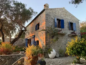 Villa Petritis - Superb Cliff Top Villa with Pool - Image 2