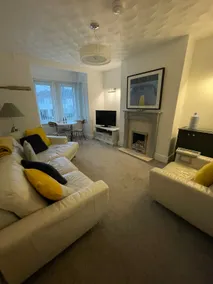 Peaceful 2 bed flat/ sleep 3/close to shops - Image 5