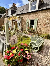 Bonnie Wee Cottage Snuggled into Bennachie - Image 5