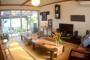 1 minute to the sea and private hot spring | Entire house rental in Omuroyama area | 2-8 people, tatami and BBQ | Tomato Station pick-up (free) - Image 2