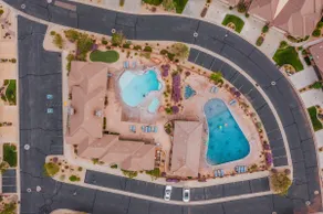 Coral Ridge 2076, Near Golf Course, Community Pool - Image 5