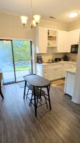 Forest Retreat - Private Parking and Entrance! - Image 4
