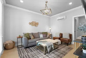 Summer Dates Open! Pet-Friendly & Amazing Location - Image 3