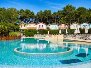 Holiday Home in Lacanau near Beach & Golf - Image 1