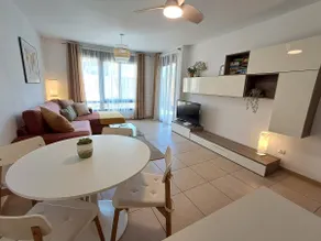 Spacious apartment with large private garden in Palm Mar - Image 3