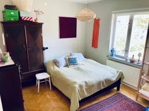 Charming Vintage Apartment in Visby Old Town - Image 2