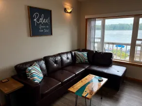 Mississippi River Cabin - Image 2