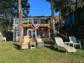 Cozy, 3BR lake-side retreat and outdoor oasis - Image 2