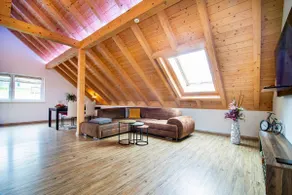 Luxuriöse und moderne Dachgeschosswohnung mit Terrasse - Image 3