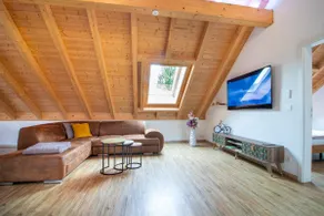 Luxuriöse und moderne Dachgeschosswohnung mit Terrasse - Image 4