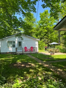 Water Front Rustic Couples Cottage - Image 2
