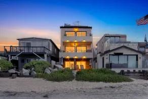 Oceanfront Penthouse with Private Deck & Grill - Image 2