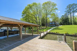 Feel Like Home – 3 Bedrooms | 6 Beds | Sleeps 10 - Image 2