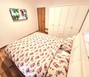 Holiday home with swimming pool, wellness, horses and donkeys - Image 4