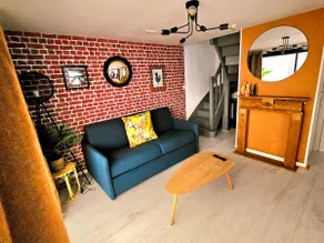 Ideally located near downtown Barbât beaches. - Image 3