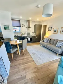 Cozy Perfect Beach Cottage - Image 2