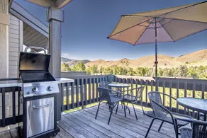 Panoramic Views! Designer`s Condo on Golf Course w/Resort Amenities - Image 5