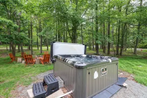 Weekend at Bernie's II! Pet-friendly!! jacuzzi tub!! - Image 4