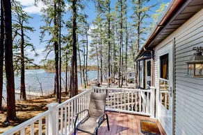 3BR Lakefront | Dock | Balcony | Firepit - Image 3
