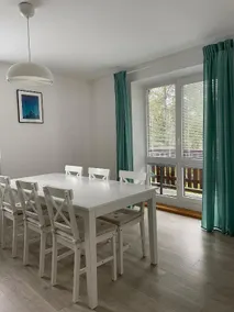 Spacious Flat That Feels Like Home - Image 4