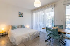 Le Cocon de Sophia: bright, terrace & pool - Image 5