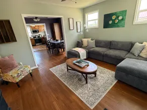 Charming on Chestnut - 8.1 miles from the New River Gorge National Park - Image 5