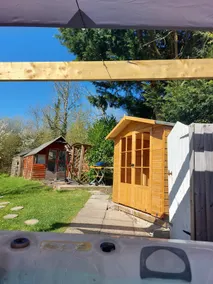 Hot Tub Hideaway - Image 3