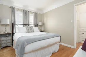 Spanish Style Apartment two blocks to the Beach - Image 4