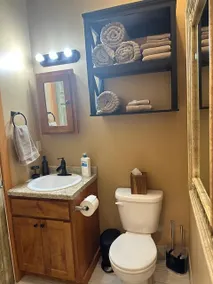 Bozeman Airport - 5 Minute Drive (2 Bed, 1 Bath) - Image 5