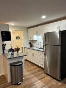 Tasteful two bedroom just minutes to Middlebury! - Image 5