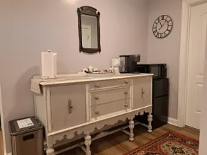 Lavender Suite Close to JMU - Image 5
