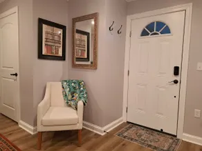 Lavender Suite Close to JMU - Image 4