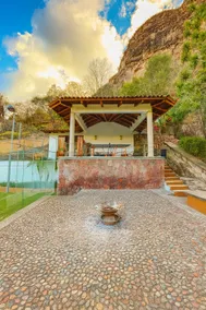 Malinalco Country House with Pool and Paddle Court - Image 5