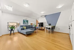 Apartment in the ❤️center of Pula - Image 4