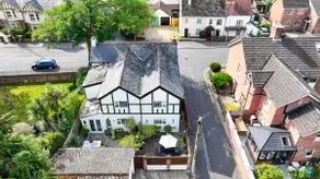 Corner Cottage - character, charm, great location. - Image 4