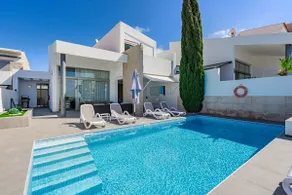 Villa Caterina, Luxury Villa with Heated Pool Ocean View in Adeje, Tenerife - Image 2