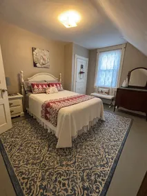 Old Meets New on Vine - Image 3