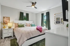 102 E home Ave. · ✪ Rodney's Cute and Charming Trenton home ✪ - Image 3