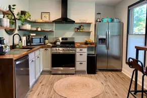 Beach block cottage • Cape May sunset bay access - Image 5