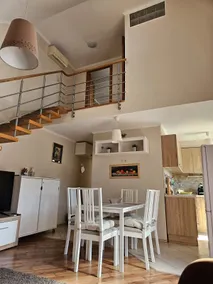 Pleasant environment close to the castle! - Image 5