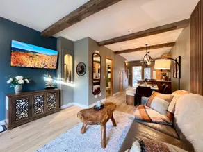 Two Storey Cozy Chalet W/2BR&2BA Balcony Mountain Views/By Banff Gate / Sleep 6 - Image 5