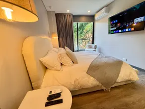 304 Modern apartment in El Poblado, Medellín - Image 4