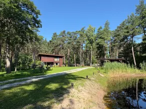 Modern handicraft log house near the beach. - Image 2