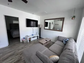 Across from the Beach -Remodeled 1 Bedroom w Pool - Image 3