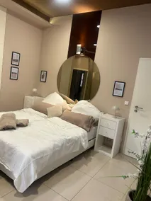 Live in a Beauty Salon - in Greven Center - Image 3