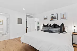 Manresa Surf House 1 bed upstairs unit #4 - Image 5