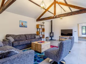 Skylark Barn-Uk31354 - Image 2
