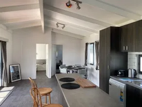 Private Cabin near the Murrumbidgee River - Image 3