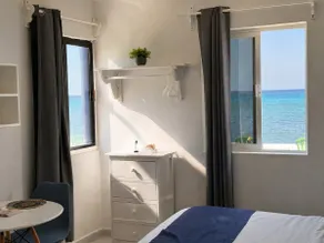 Casita Azul in front of the Caribbean Sea - Image 3